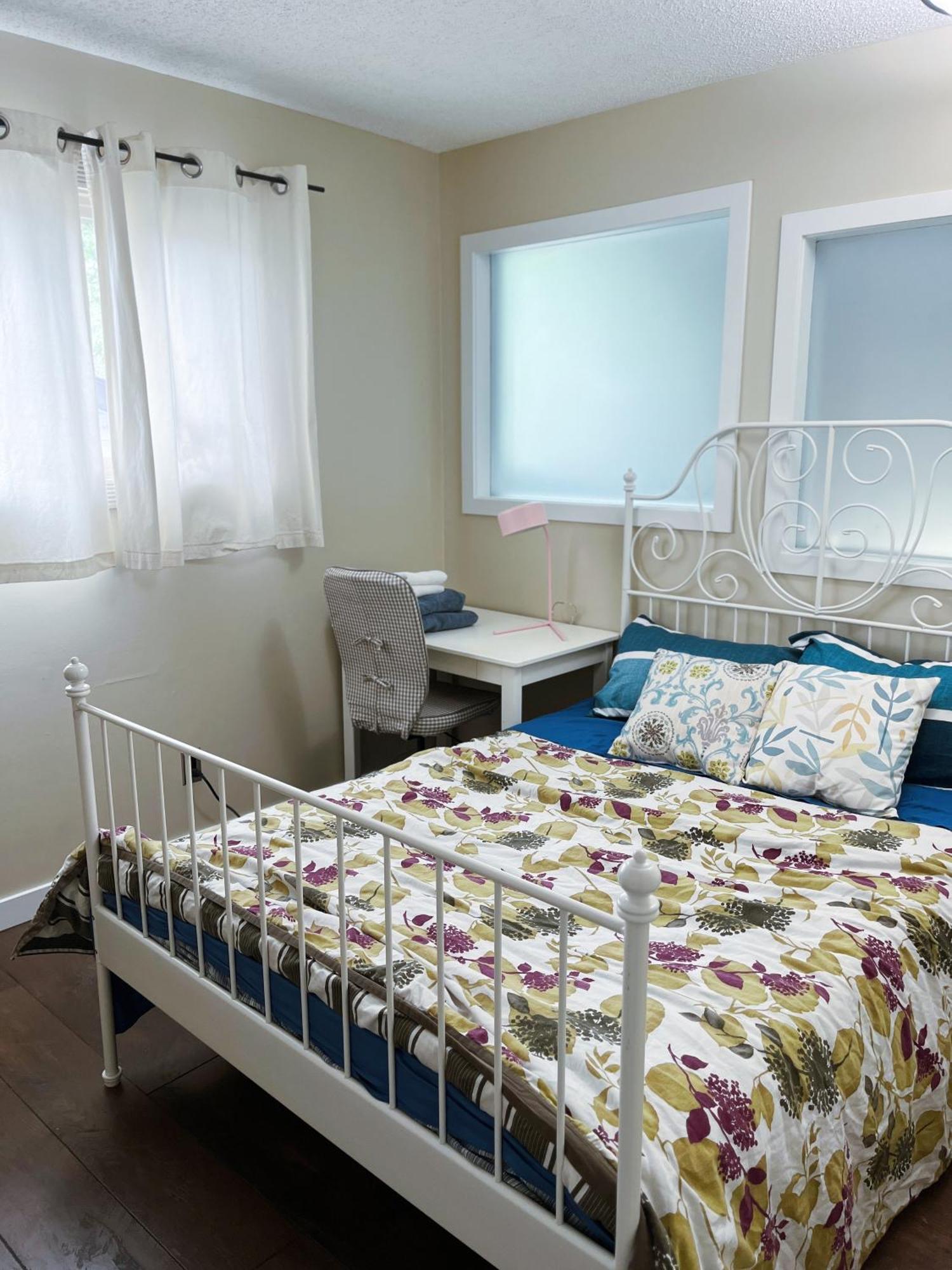 Calgary-Banff House Close Lrt&Dt&Free Parking 아파트 외부 사진