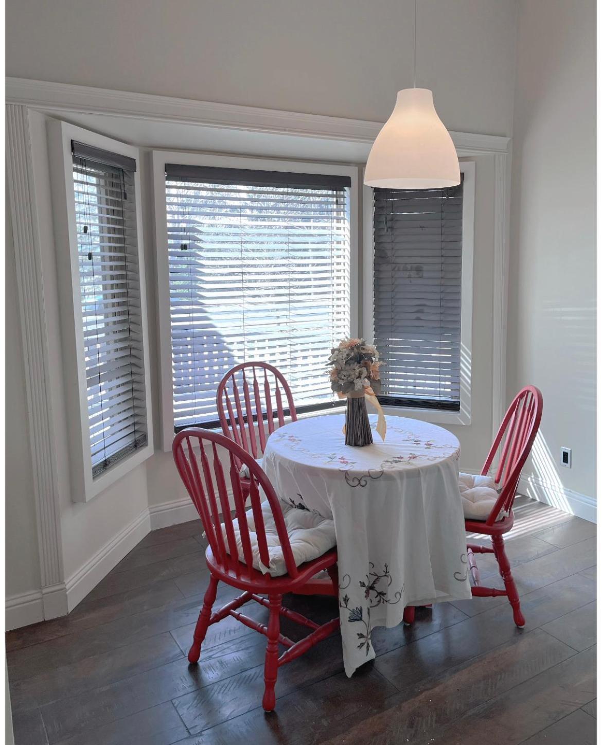 Calgary-Banff House Close Lrt&Dt&Free Parking 아파트 외부 사진